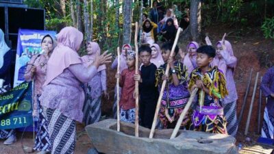 Menanam Cinta Budaya dan Karakter Anak Melalui Gejog Lesung